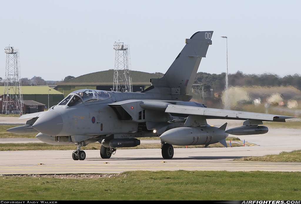 UK - Air Force Panavia Tornado GR4A ZA398 at Lossiemouth (LMO / EGQS), UK