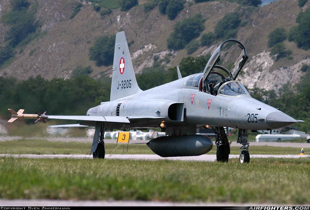 Switzerland - Air Force Northrop F-5F Tiger II J-3205 at Sion (- Sitten) (SIR / LSGS / LSMS), Switzerland