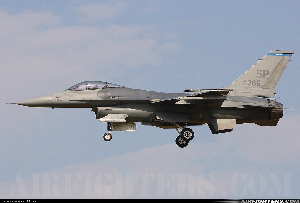 USA - Air Force General Dynamics F-16C Fighting Falcon 91-0366 at Buchel (ETSB), Germany
