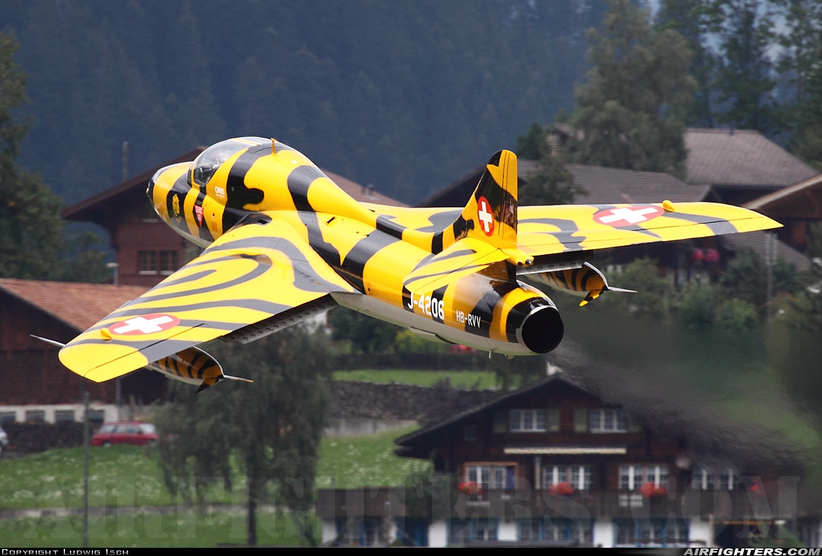 Private Hawker Hunter T68 HB-RVV at St. Stephan (LSTS), Switzerland