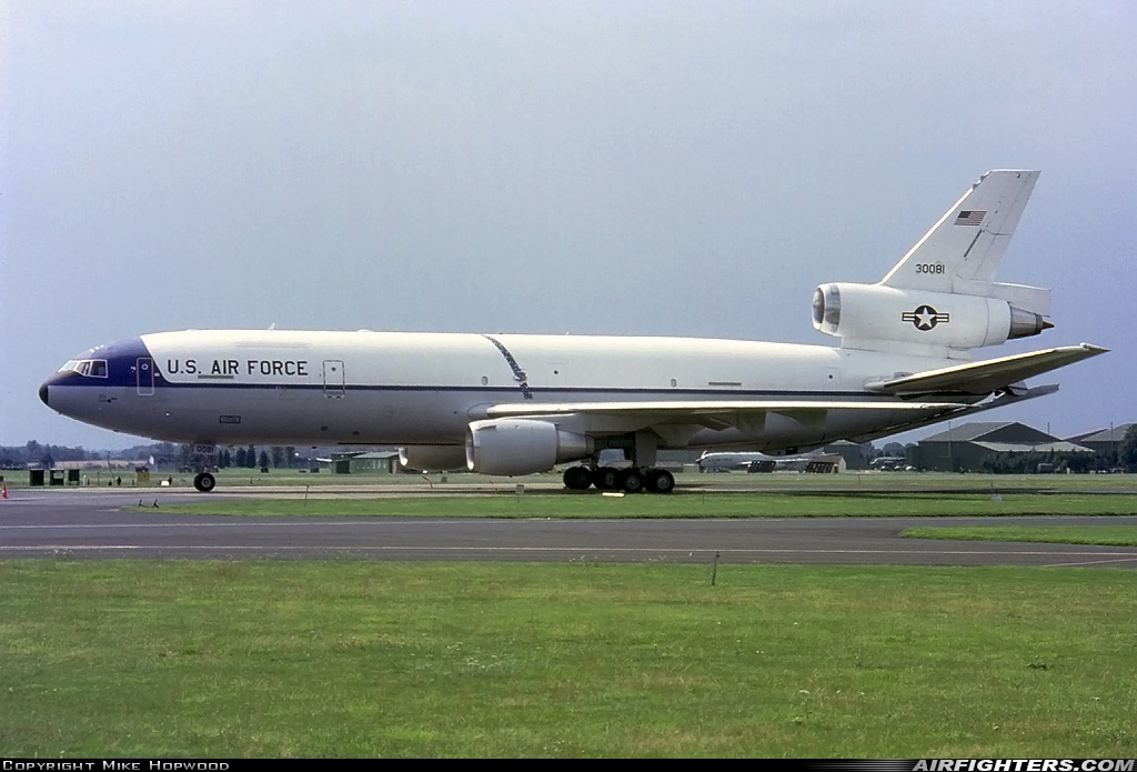 USA - Air Force McDonnell Douglas KC-10A Extender (DC-10-30CF) 83-0081 at Mildenhall (MHZ / GXH / EGUN), UK