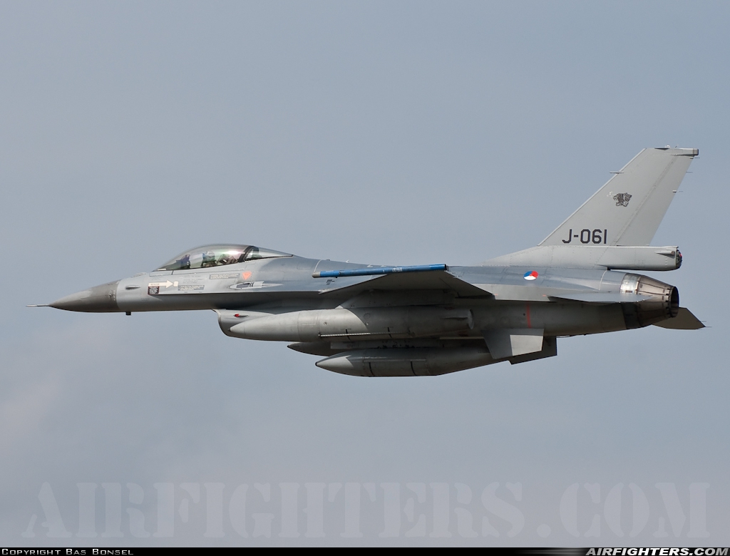 Netherlands - Air Force General Dynamics F-16AM Fighting Falcon J-061 at Breda - Gilze-Rijen (GLZ / EHGR), Netherlands