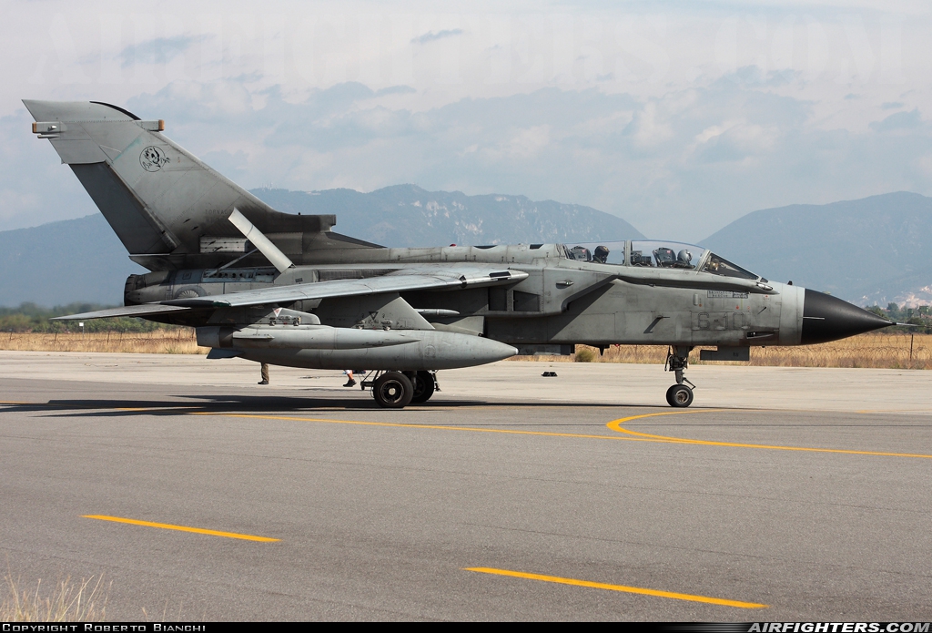 Italy - Air Force Panavia Tornado IDS MM7088 at Ghedi (- Tenente Luigi Olivari) (LIPL), Italy