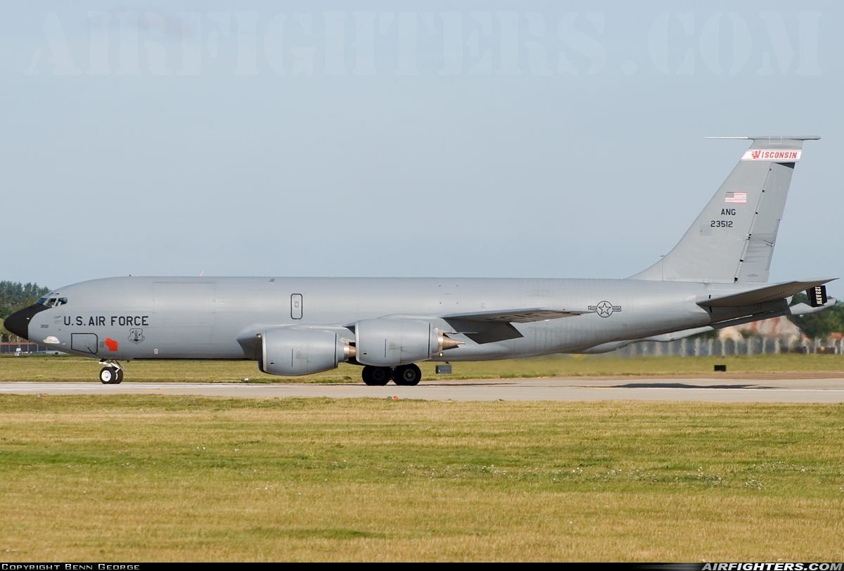 USA - Air Force Boeing KC-135R Stratotanker (717-148) 62-3512 at Mildenhall (MHZ / GXH / EGUN), UK