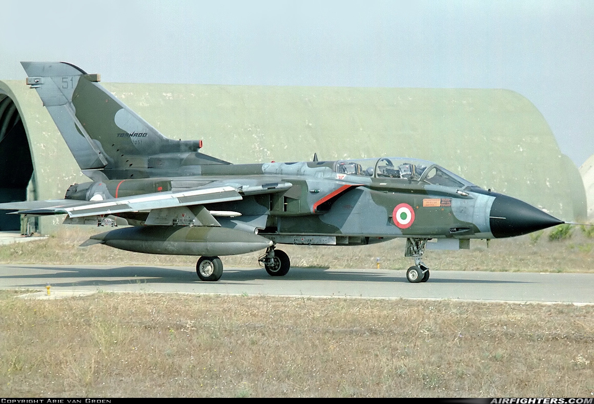 Italy - Air Force Panavia Tornado ECR MM7051 at Gioia del Colle-Bari (LIBV), Italy