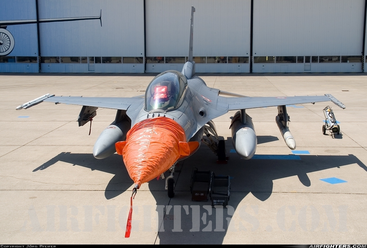 Türkiye - Air Force General Dynamics F-16C Fighting Falcon 93-0664 at Lechfeld (ETSL), Germany
