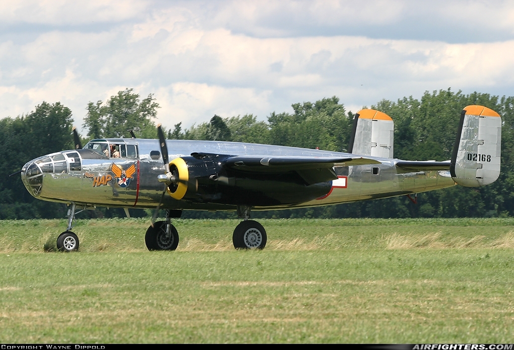 Private North American RB-25 Mitchell NL2825B at Geneseo (D52), USA