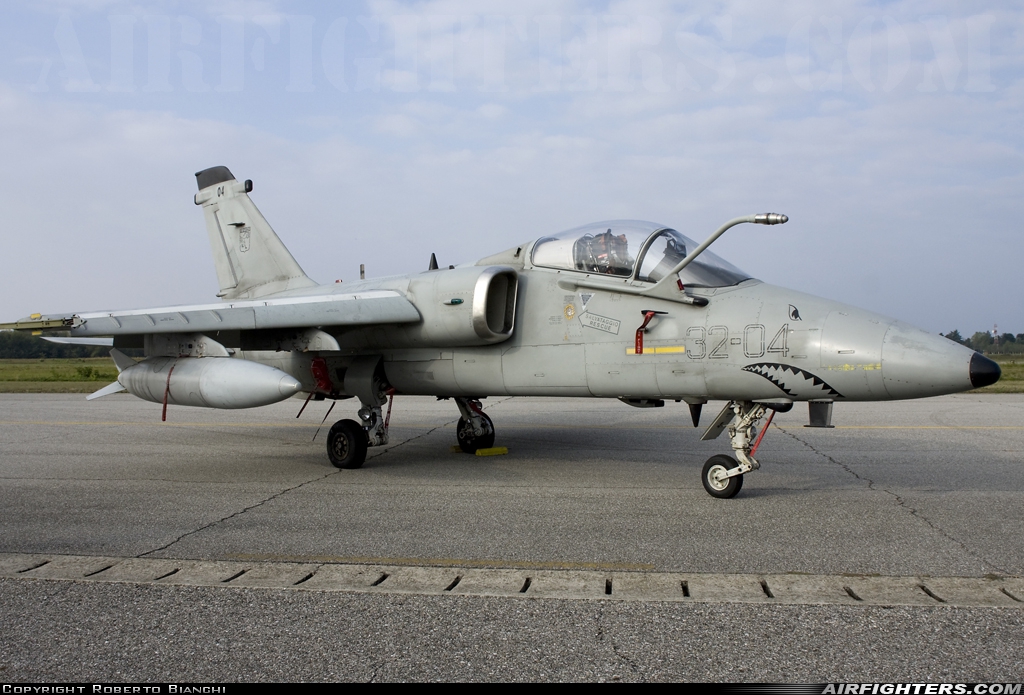Italy - Air Force AMX International AMX  ACOL MM7171 at Cameri (LIMN), Italy