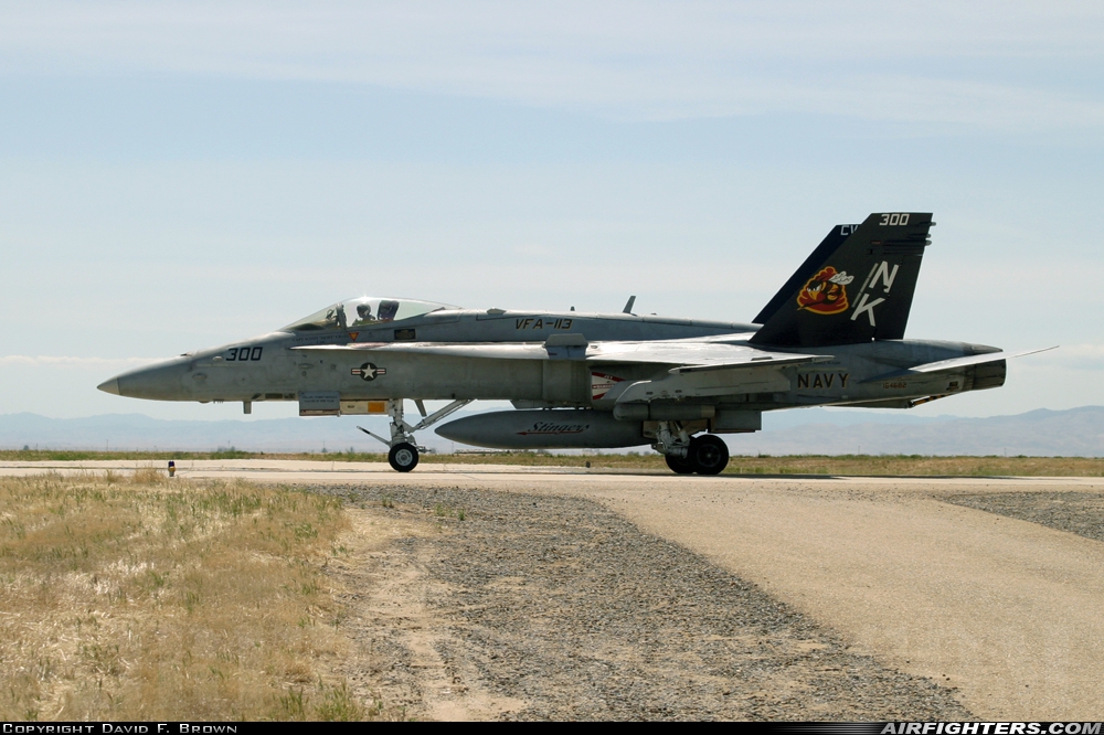 USA - Navy McDonnell Douglas F/A-18C Hornet 164682 at Lemoore - NAS / Reeves Field (NLC), USA