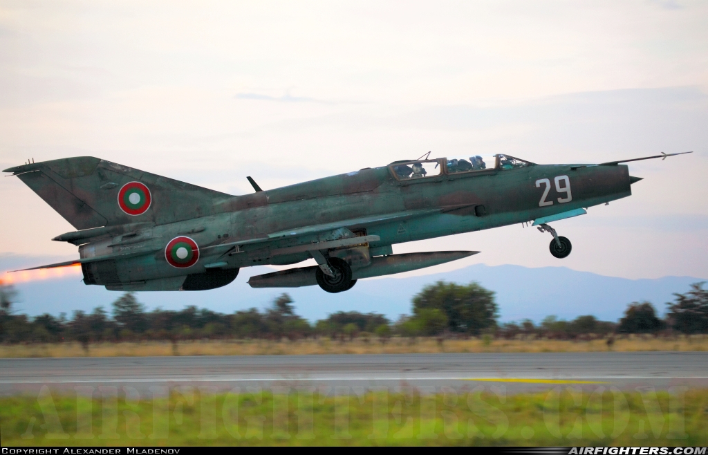 Bulgaria - Air Force Mikoyan-Gurevich MiG-21UM 29 at Graf Ignatievo (LBPG), Bulgaria