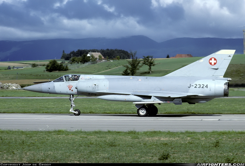 Switzerland - Air Force Dassault Mirage IIIS J-2324 at Payerne (LSMP), Switzerland