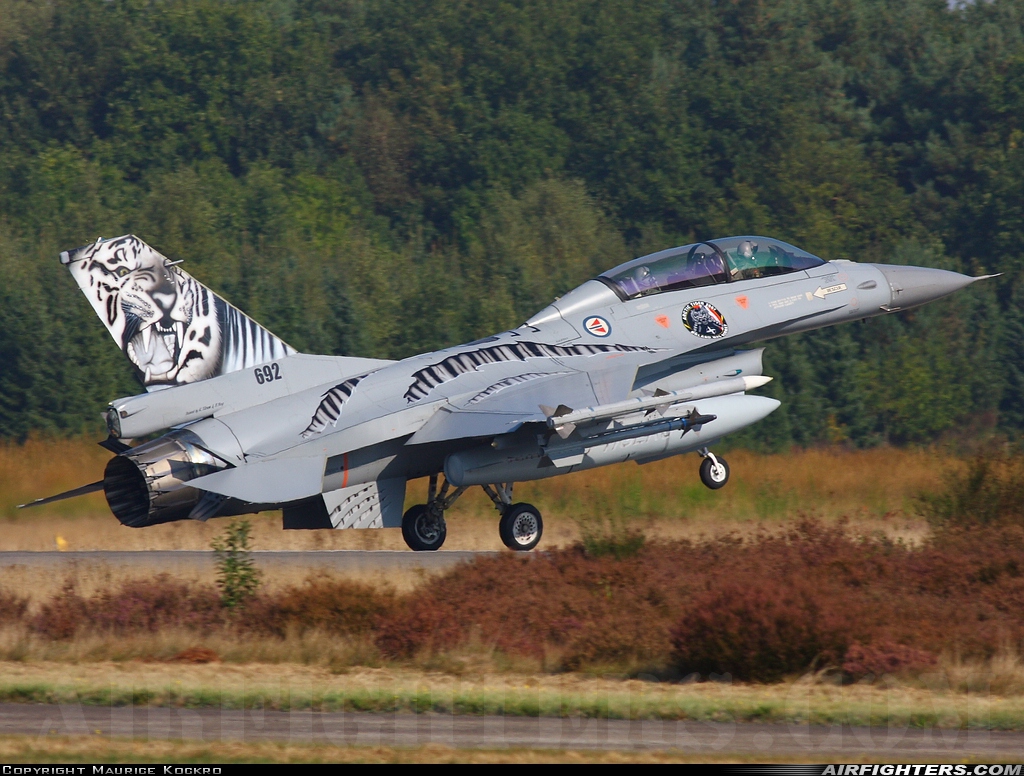 Norway - Air Force General Dynamics F-16BM Fighting Falcon 692 at Kleine Brogel (EBBL), Belgium