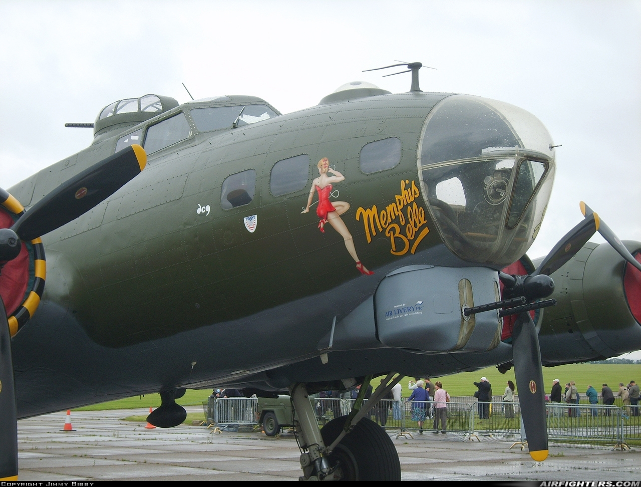 Private Boeing B-17G Flying Fortress (299P) G-BEDF at Duxford (EGSU), UK