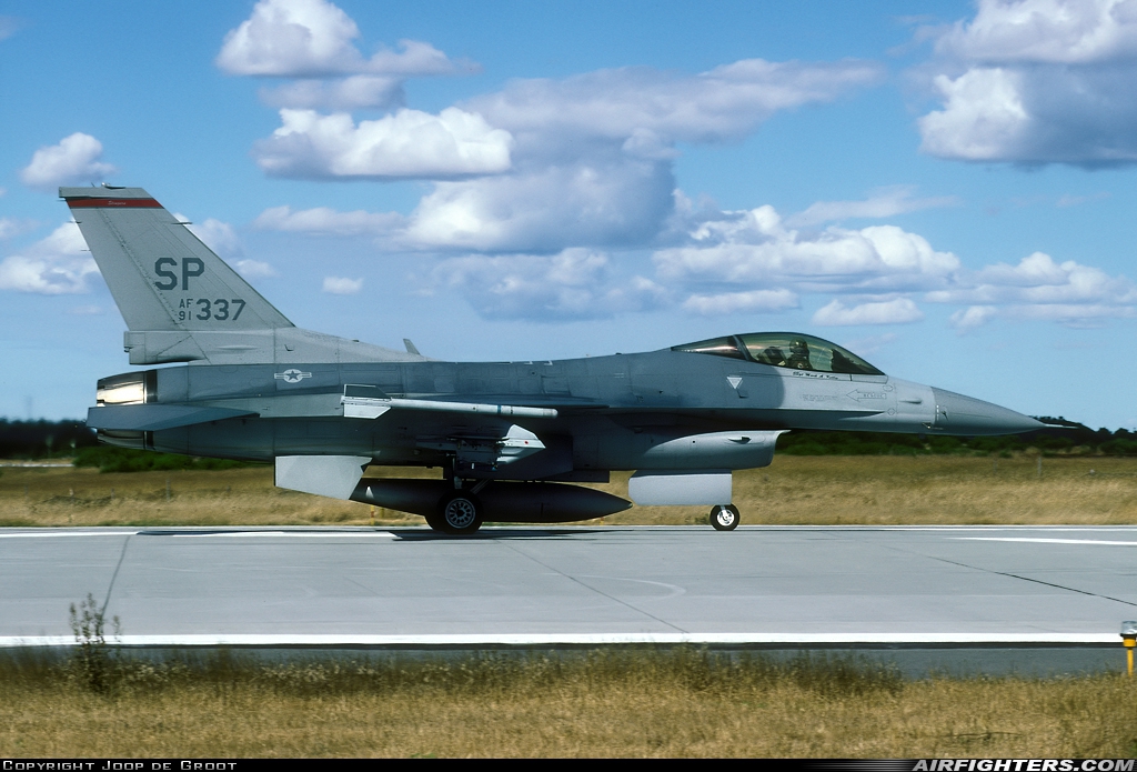 USA - Air Force General Dynamics F-16C Fighting Falcon 91-0337 at Karup (KRP / EKKA), Denmark