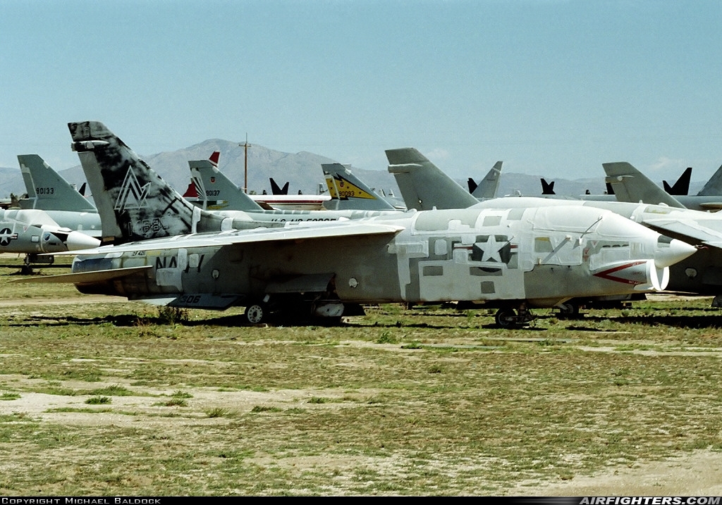 USA - Navy Vought RF-8G Crusader 146865 at Tucson - Davis-Monthan AFB (DMA / KDMA), USA