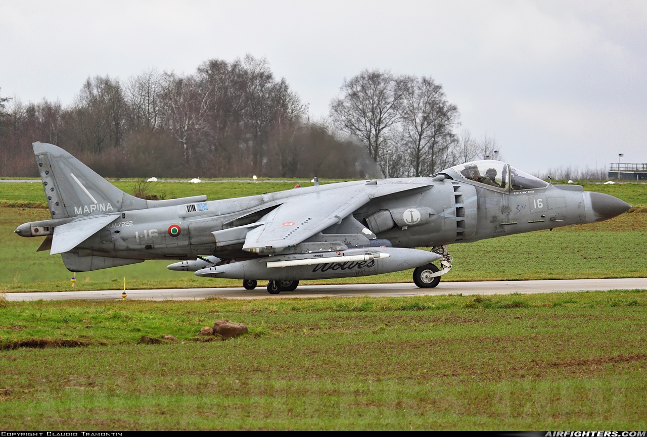 Italy - Navy McDonnell Douglas AV-8B+ Harrier ll MM7222 at Florennes (EBFS), Belgium