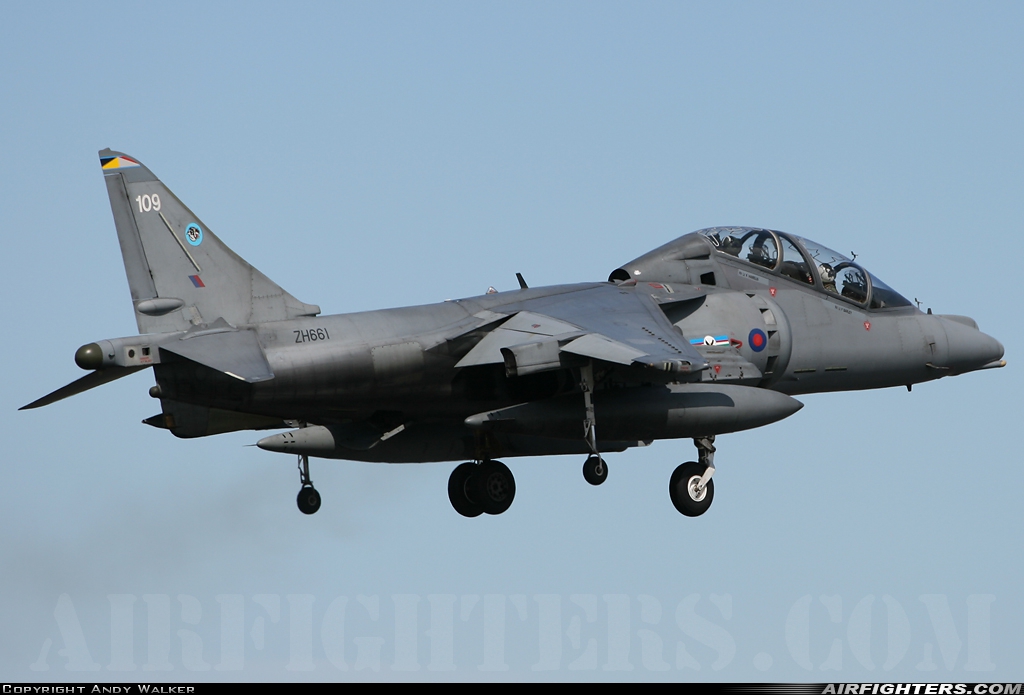 UK - Air Force British Aerospace Harrier T.12 ZH661 at Kinloss (FSS / EGQK), UK