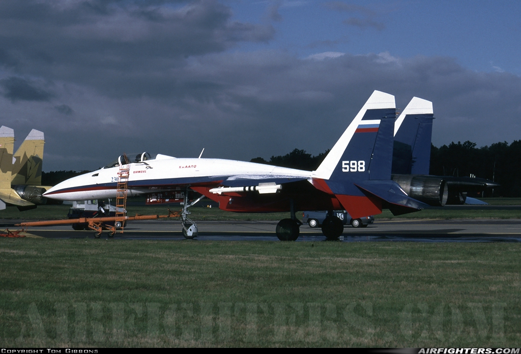 Russia - Gromov Flight Test Institute Sukhoi Su-27PD 598 WHITE at Farnborough (FAB / EGLF), UK