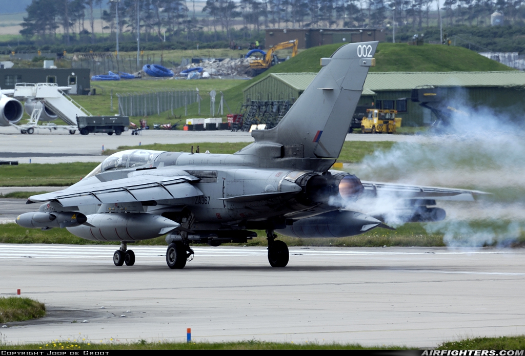 UK - Air Force Panavia Tornado GR4(T) ZA367 at Lossiemouth (LMO / EGQS), UK