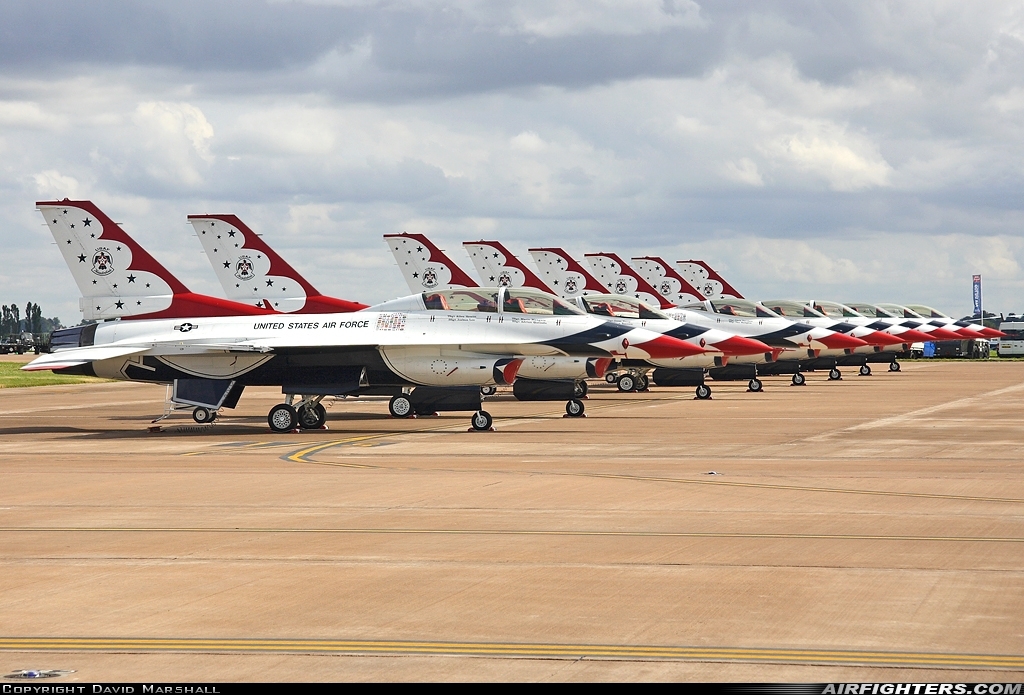 USA - Air Force General Dynamics F-16B Fighting Falcon  at Fairford (FFD / EGVA), UK