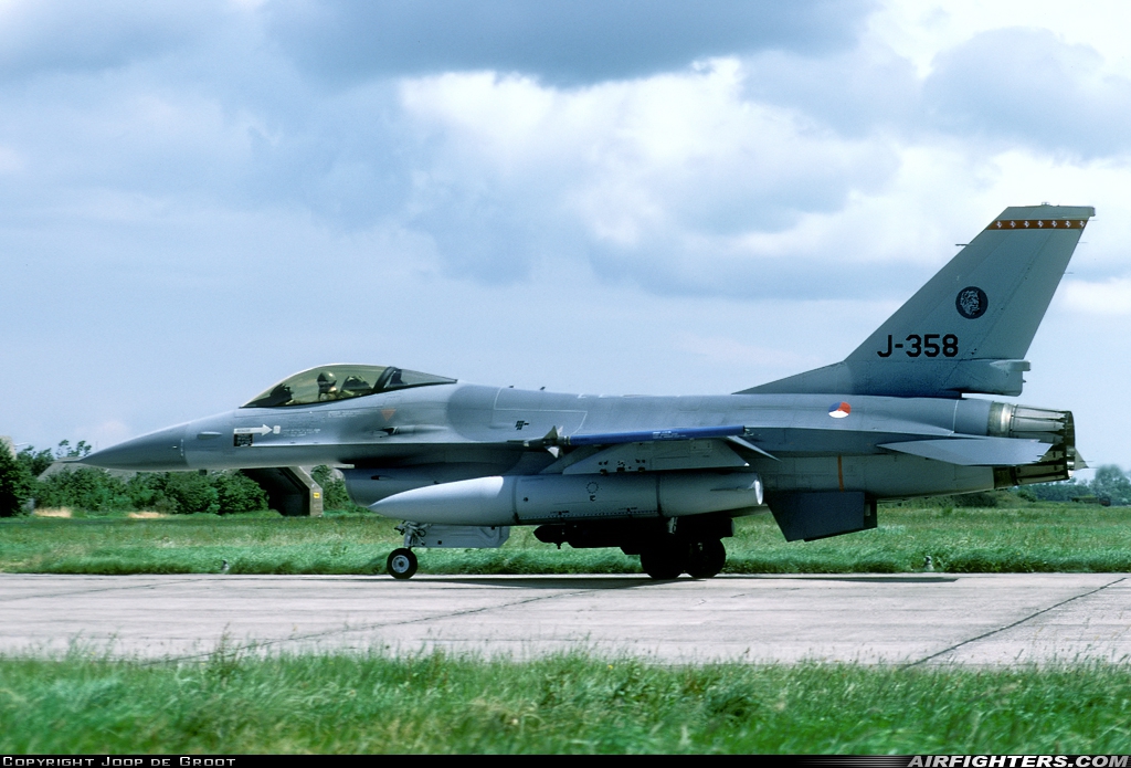 Netherlands - Air Force General Dynamics F-16A Fighting Falcon J-358 at Leeuwarden (LWR / EHLW), Netherlands