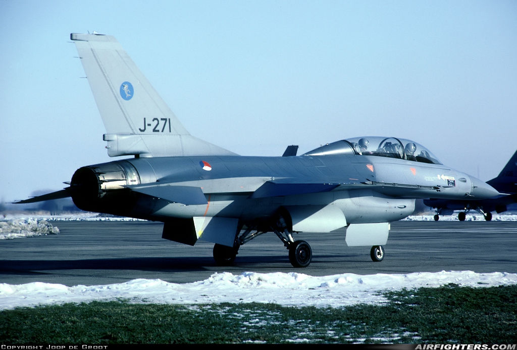 Netherlands - Air Force General Dynamics F-16B Fighting Falcon J-271 at Leeuwarden (LWR / EHLW), Netherlands