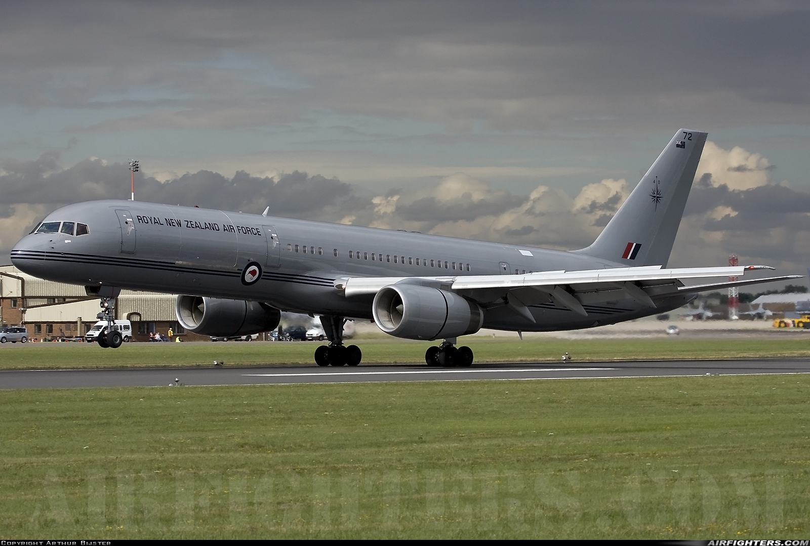 New Zealand - Air Force Boeing 757-2K2 NZ7572 at Fairford (FFD / EGVA), UK