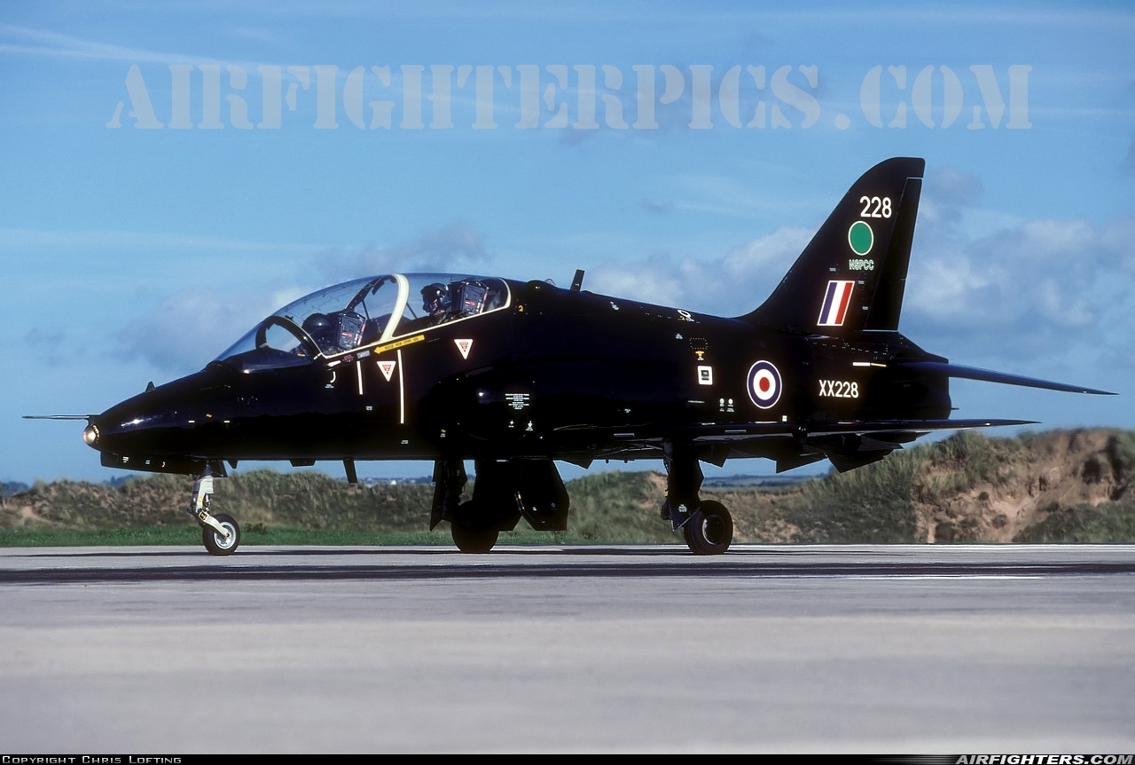 UK - Air Force British Aerospace Hawk T.1A XX228 at Valley (EGOV), UK