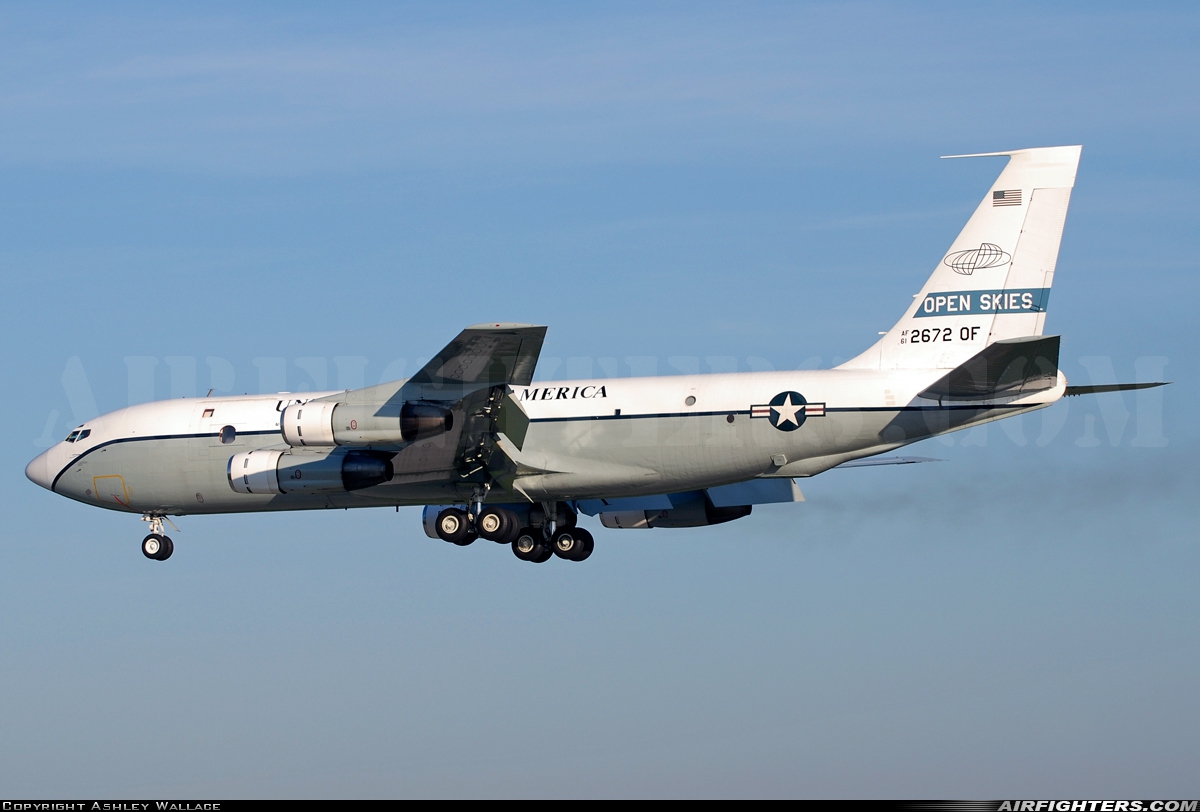 USA - Air Force Boeing OC-135B (717-158) 61-2672 at Mildenhall (MHZ / GXH / EGUN), UK