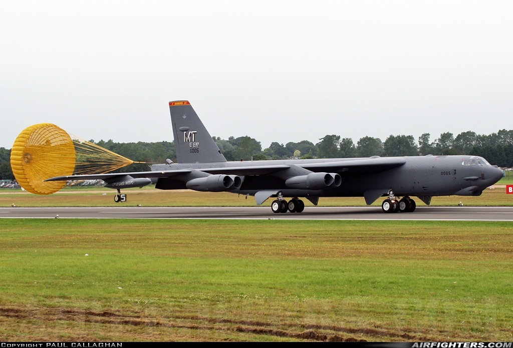 USA - Air Force Boeing B-52H Stratofortress 60-0005 at Fairford (FFD / EGVA), UK
