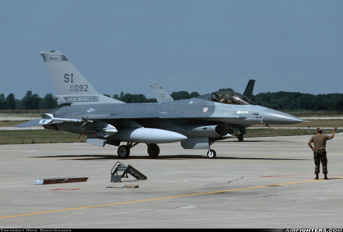 USA - Air Force General Dynamics F-16A Fighting Falcon 83-1092 at Springfield - Abraham Lincoln Capital (SPI / KSPI), USA
