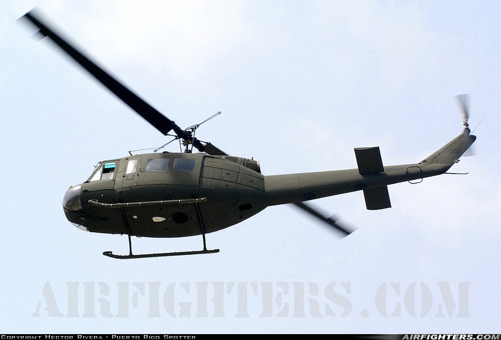 Private Bell UH-1N Iroquois (212) TS-VVR at San Juan - Isla Grande (SIG / TJIG), Puerto Rico