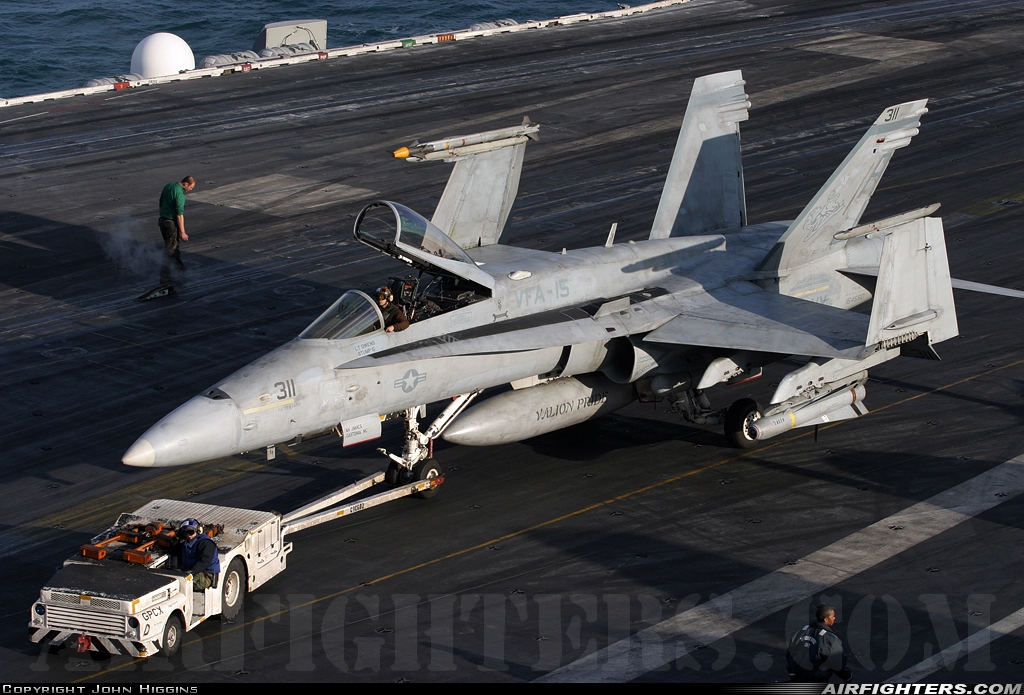 USA - Navy McDonnell Douglas F/A-18C Hornet 164680 at Off-Airport - Persian Gulf, International Airspace