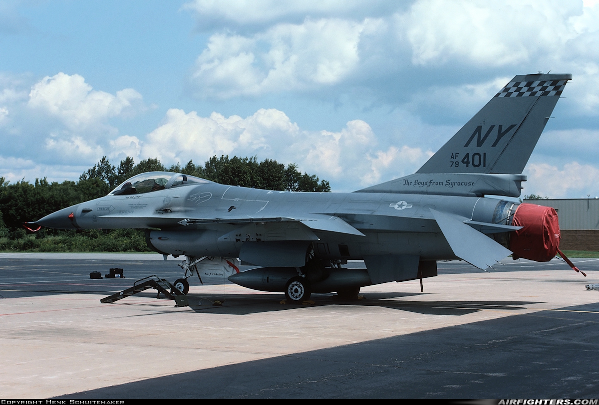USA - Air Force General Dynamics F-16A Fighting Falcon 79-0401 at Syracuse - Hancock Int. (SYR / KSYR), USA