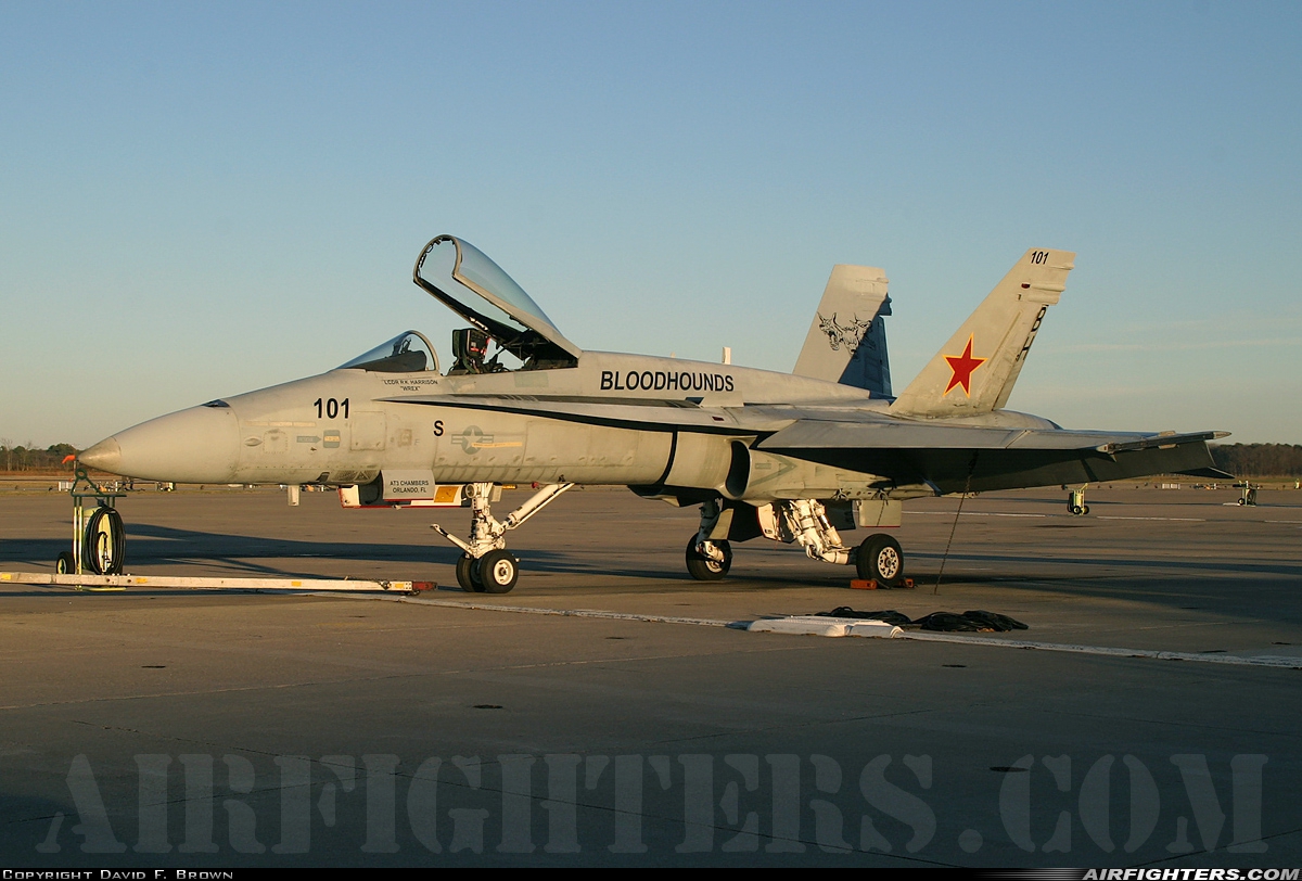 USA - Navy McDonnell Douglas F/A-18A Hornet 162455 at Virginia Beach - Oceana NAS / Apollo Soucek Field (NTU / KNTU), USA