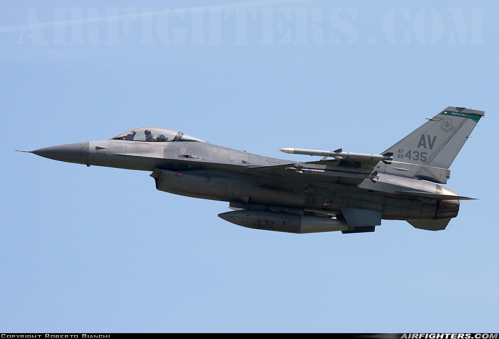 USA - Air Force General Dynamics F-16C Fighting Falcon 88-0435 at Cervia (- Urbano Mancini) (LIPC), Italy