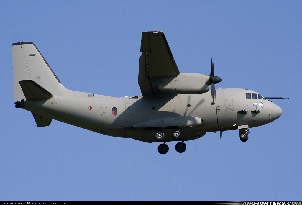 Italy - Air Force Alenia Aermacchi C-27J Spartan MM62215 at Verona - Villafranca (Valerio Catullo) (VRN / LIPX), Italy