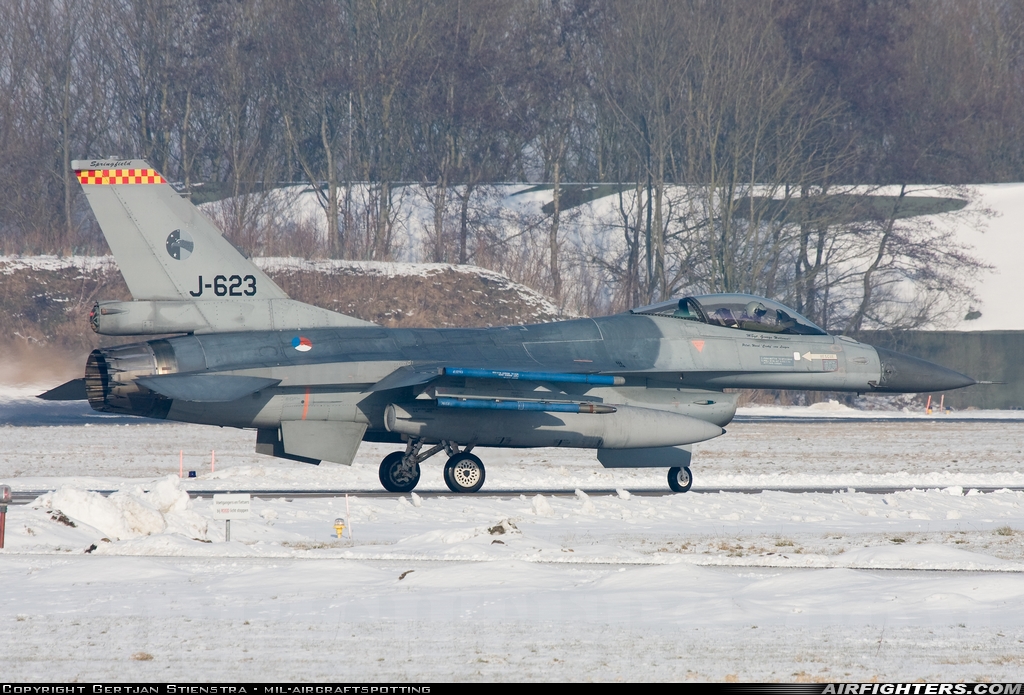 Netherlands - Air Force General Dynamics F-16AM Fighting Falcon J-623 at Leeuwarden (LWR / EHLW), Netherlands