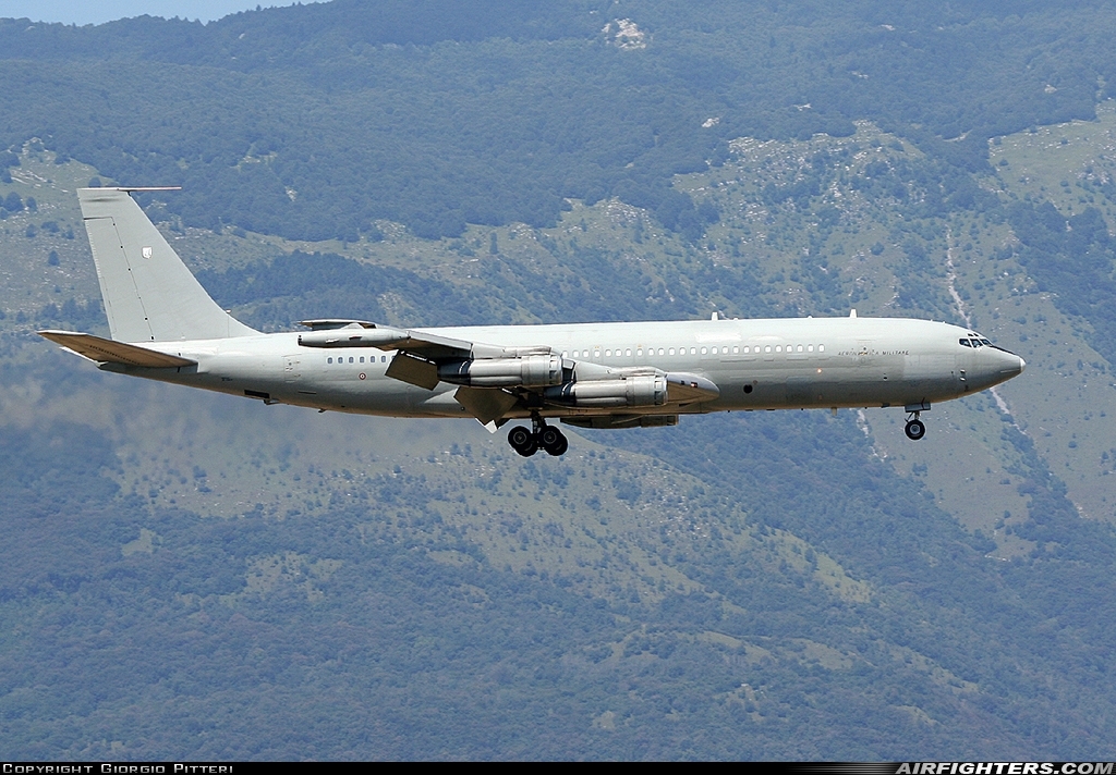 Italy - Air Force Boeing 707-3F5C(KC)  at Aviano (- Pagliano e Gori) (AVB / LIPA), Italy