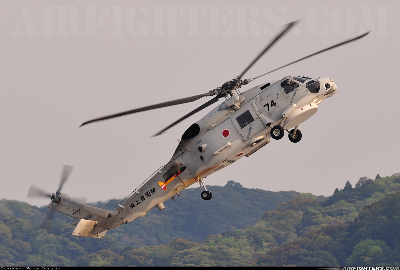 Japan - Navy Sikorsky SH-60J Seahawk (S-70B-3) 8274 at Tateyama (RJTE), Japan