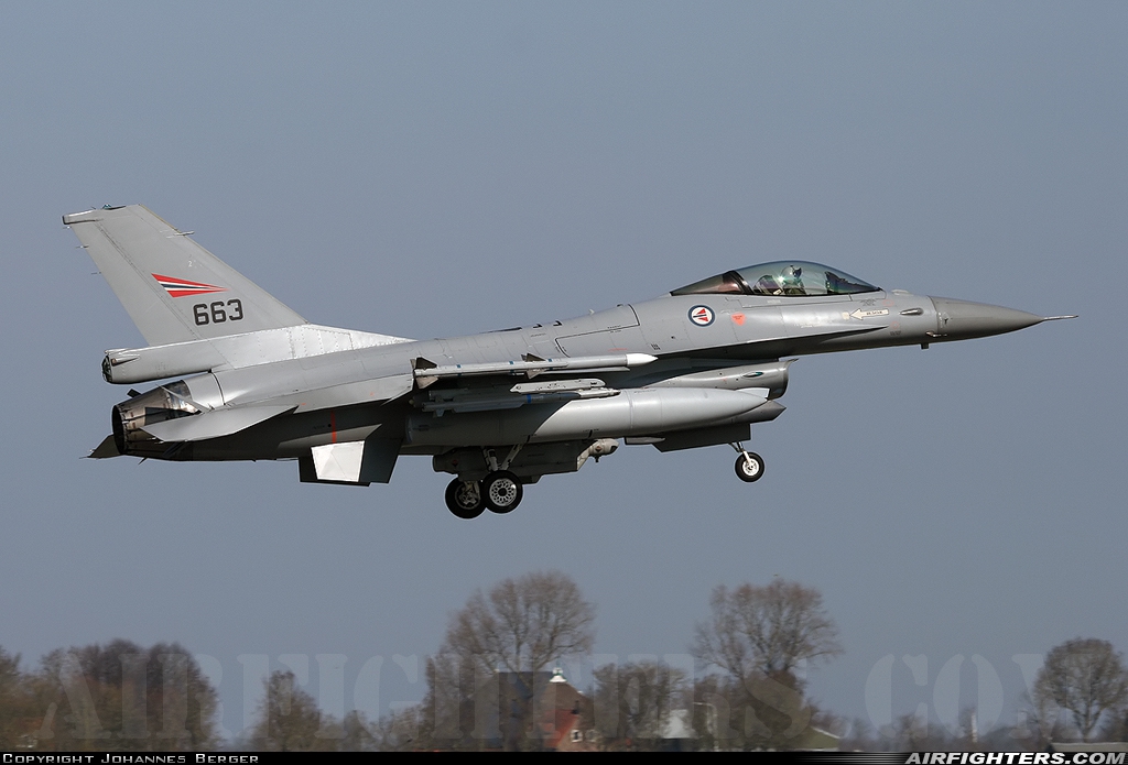 Norway - Air Force General Dynamics F-16AM Fighting Falcon 663 at Leeuwarden (LWR / EHLW), Netherlands