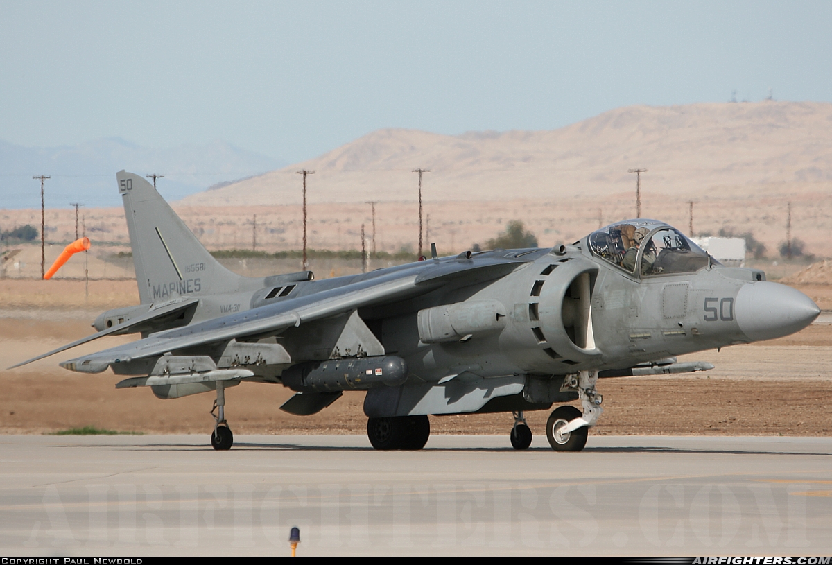 USA - Marines McDonnell Douglas AV-8B Harrier II 165581 at El Centro - NAF (NJK / KNJK), USA