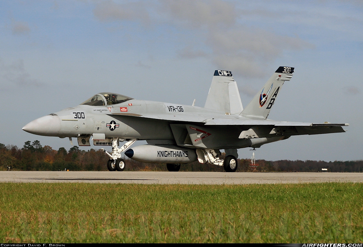 USA - Navy Boeing F/A-18E Super Hornet 166820 at Virginia Beach - Oceana NAS / Apollo Soucek Field (NTU / KNTU), USA