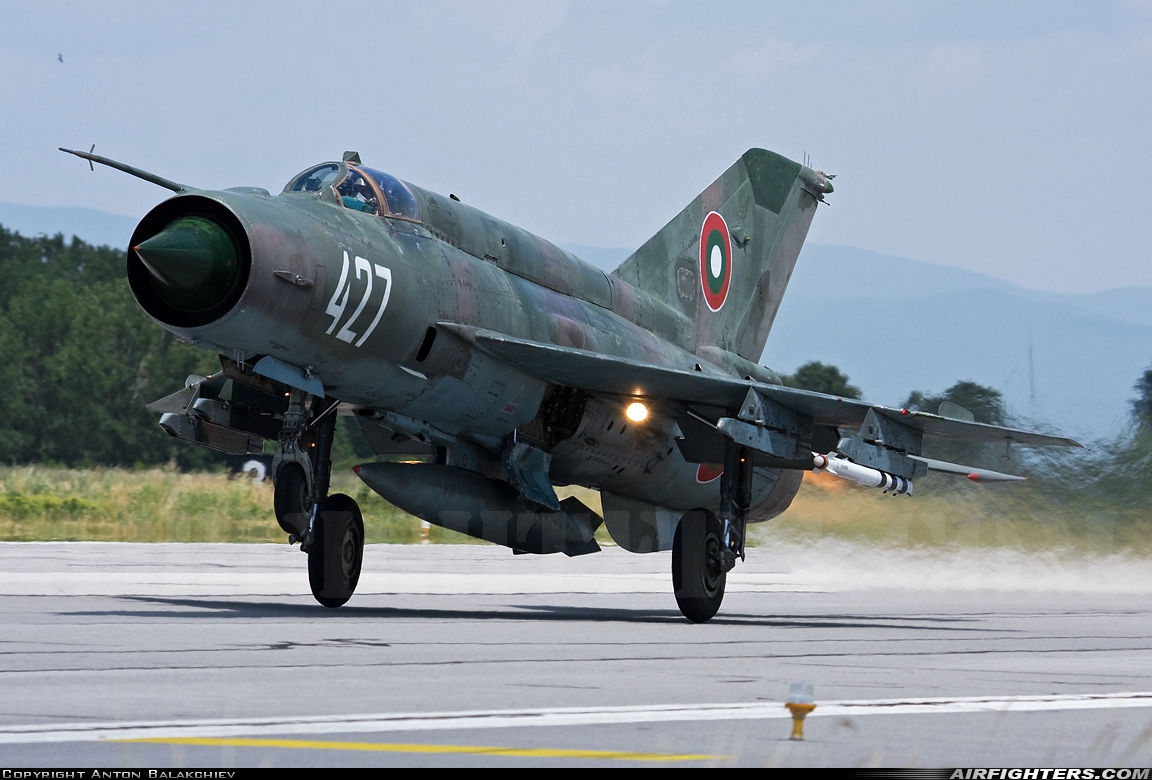 Bulgaria - Air Force Mikoyan-Gurevich MiG-21bis 427 at Graf Ignatievo (LBPG), Bulgaria
