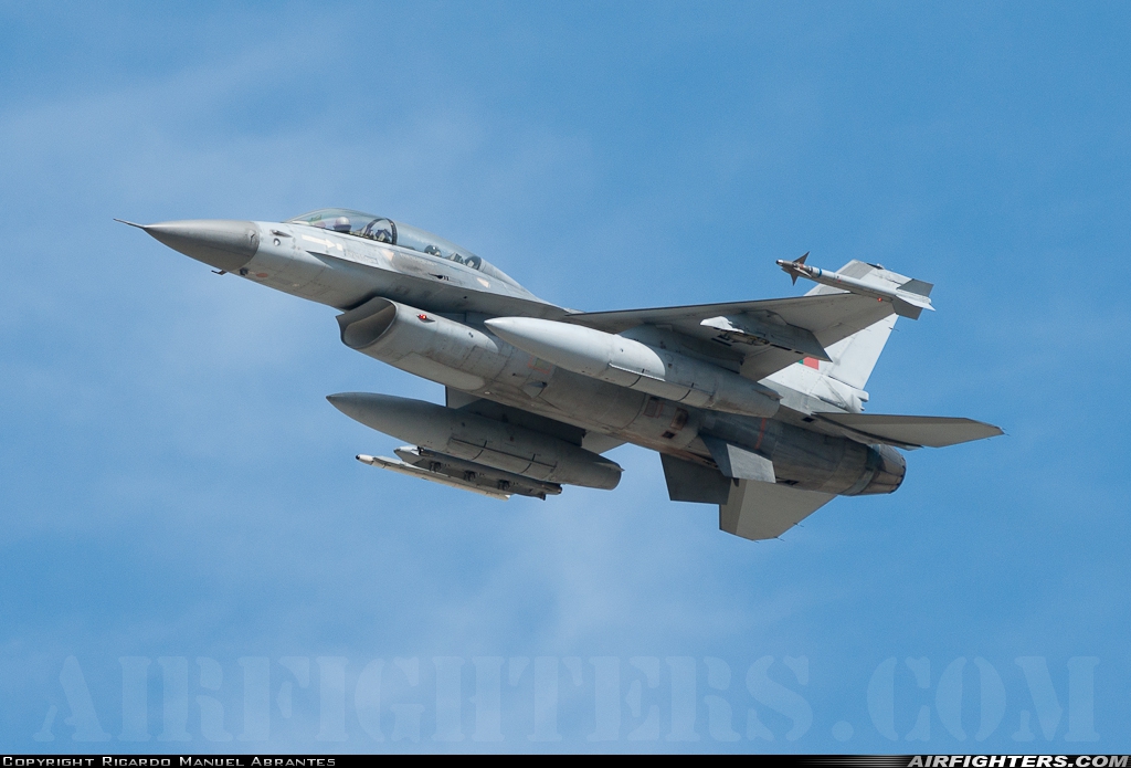 Portugal - Air Force General Dynamics F-16B Fighting Falcon 15118 at Monte Real (BA5) (LPMR), Portugal