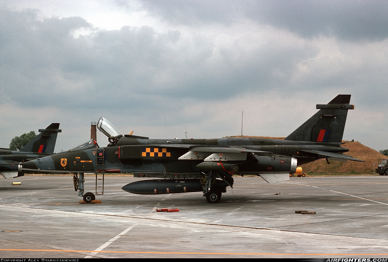 UK - Air Force Sepecat Jaguar GR1 XX725 at Neuburg - Zell (ETSN), Germany