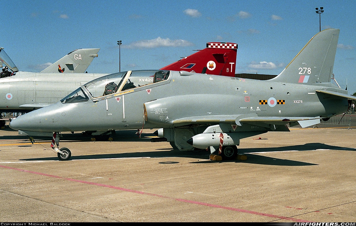 UK - Air Force British Aerospace Hawk T.1A XX278 at Mildenhall (MHZ / GXH / EGUN), UK