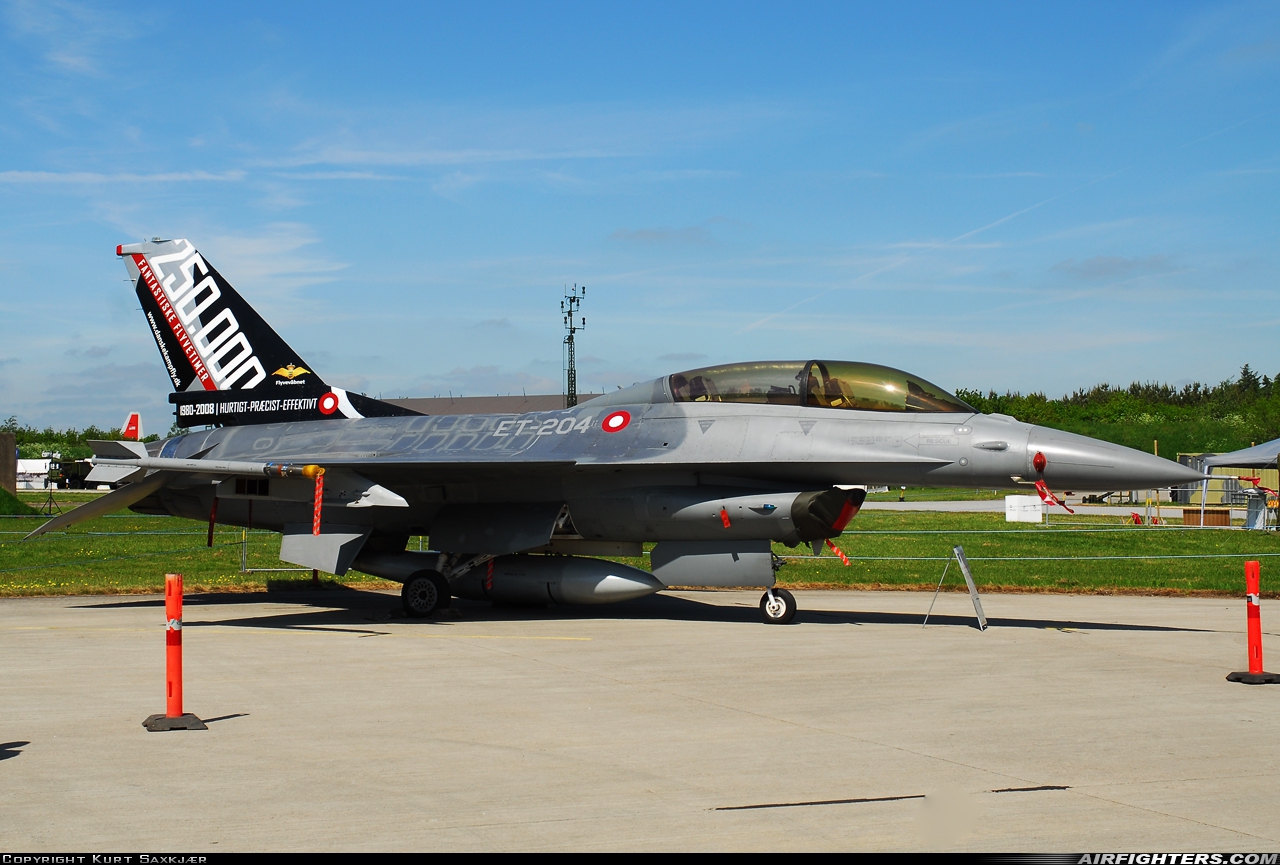 Denmark - Air Force General Dynamics F-16BM Fighting Falcon ET-204 at Skrydstrup (EKSP), Denmark