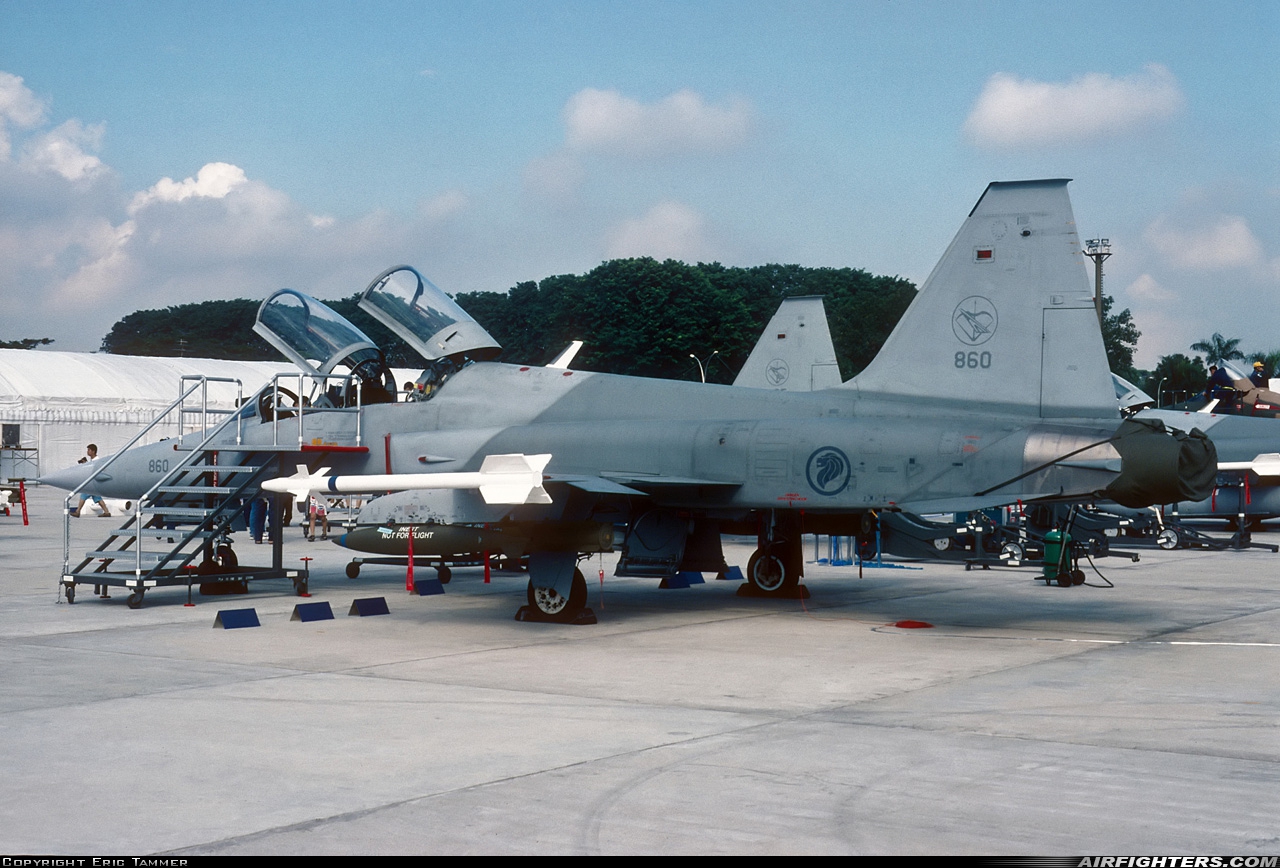 Singapore - Air Force Northrop F-5T Tigris 860 at Paya Lebar (QPG/WSAP), Singapore