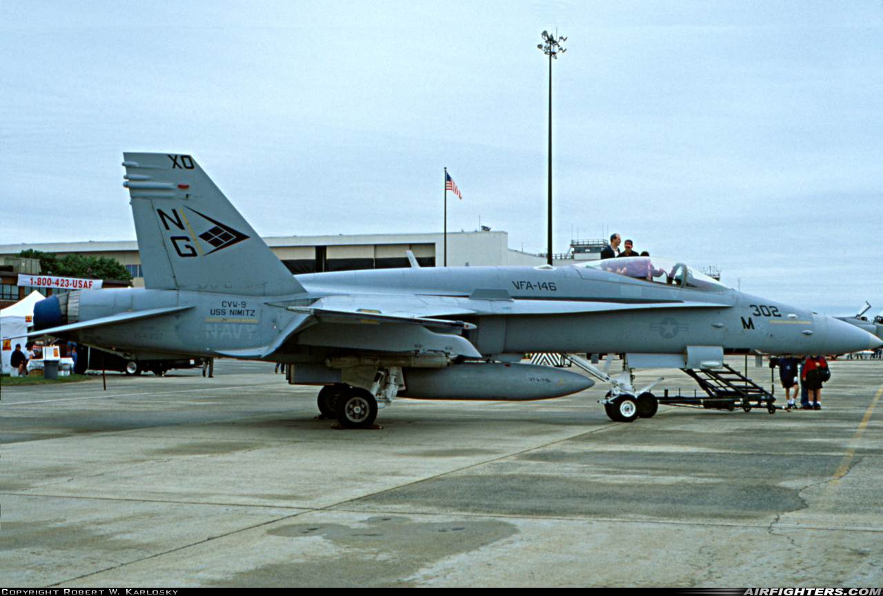 USA - Navy McDonnell Douglas F/A-18C Hornet 164907 at Bedford - Laurence G. Hanscom Field (BED / KBED), USA